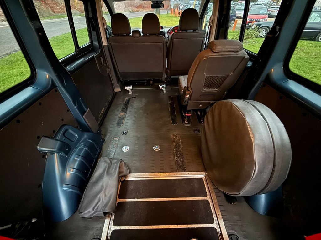 Used Peugeot Expert Tepee 2011 for sale - 76482452: Photo 9