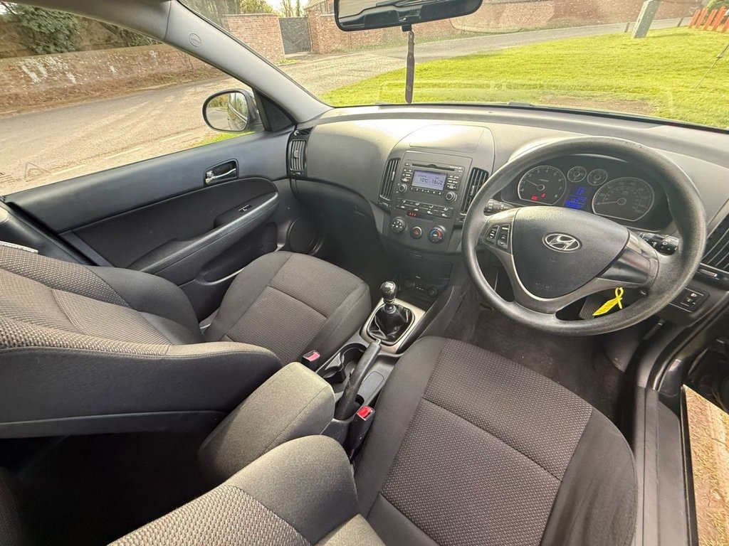 Used Hyundai i30 2009 for sale - 78082358: Photo 14