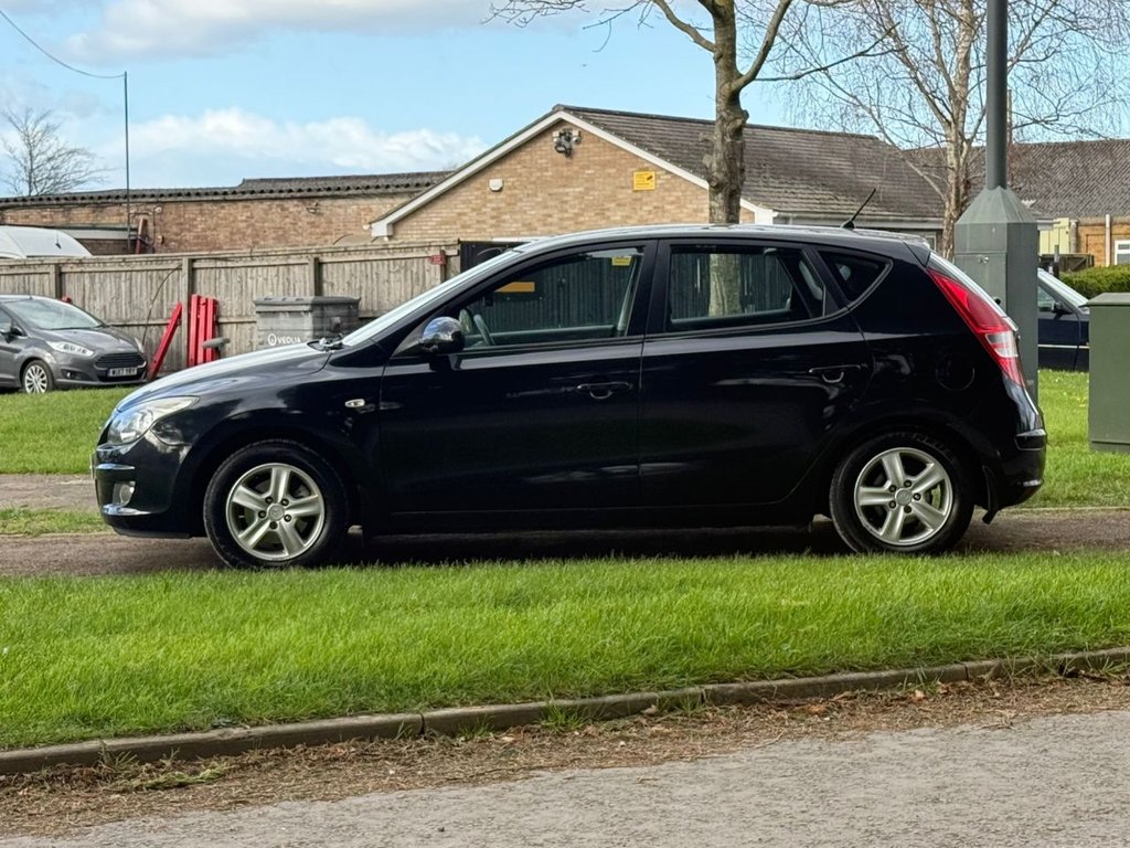 Used Hyundai i30 2009 for sale - 78082358: Photo 5