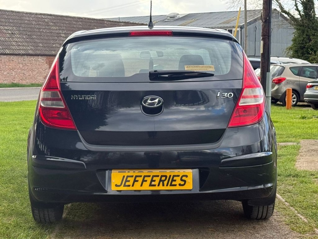 Used Hyundai i30 2009 for sale - 78082358: Photo 8