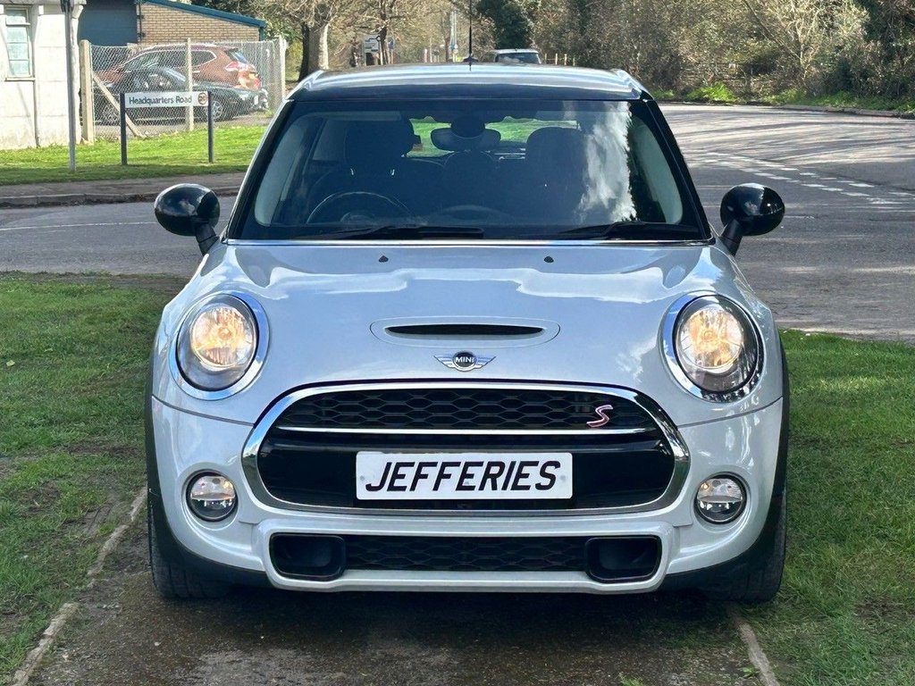 Used MINI Hatch 2015 for sale - 77835464: Photo 2