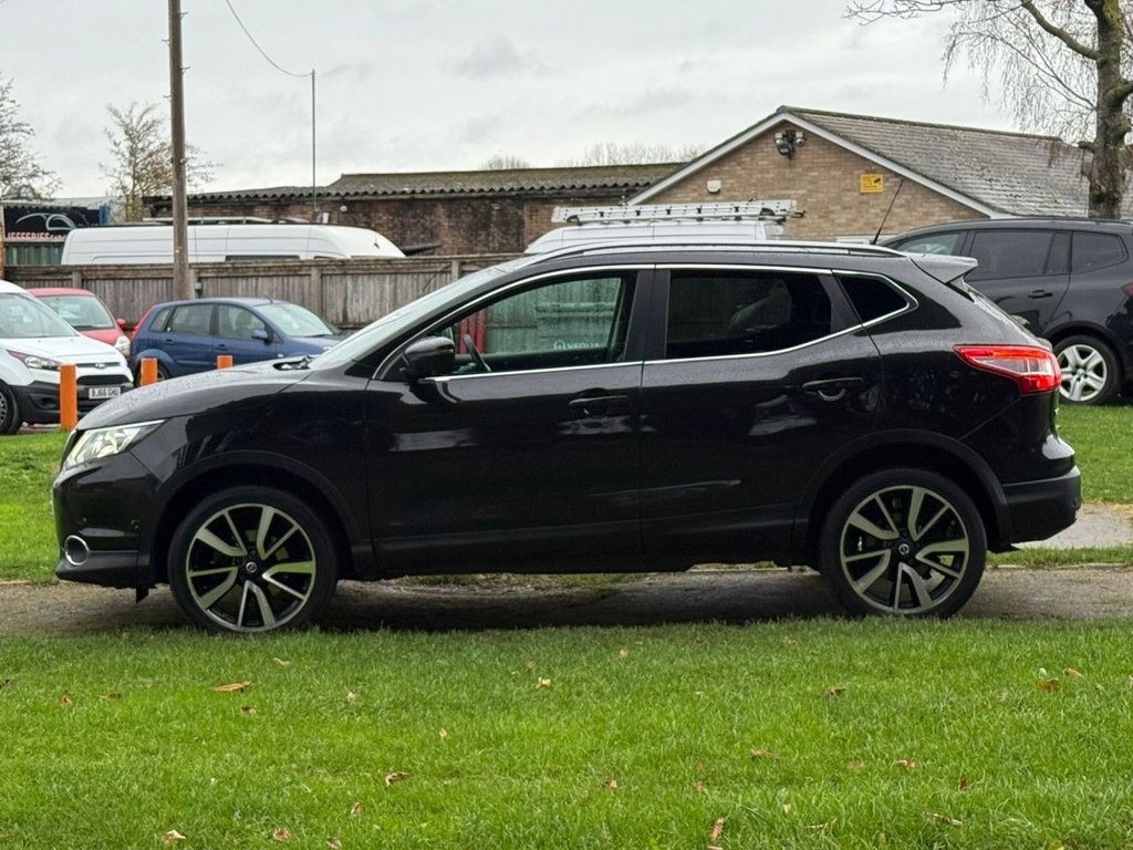 Used Nissan Qashqai 2016 for sale - 76558943: Photo 4