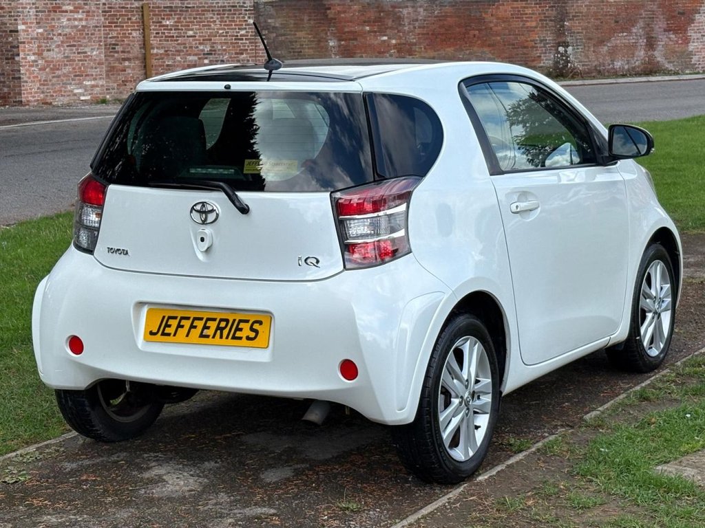 Used Toyota IQ 2010 for sale - 76617396: Photo 11