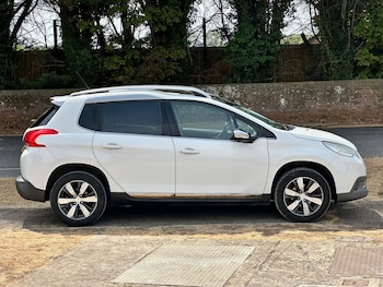 Used Peugeot 2008 2015 for sale - 79265406: Photo
