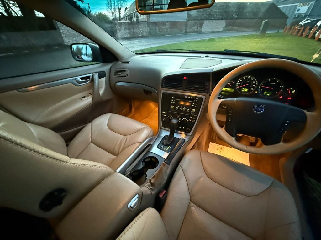 Used Volvo XC70 2006 for sale - 77199948: Photo 13