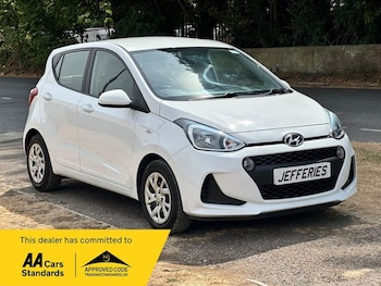 Used Hyundai i10 2019 for sale - 79288836: Photo