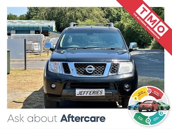 Used Nissan Navara 2015 for sale - 79409462: Photo