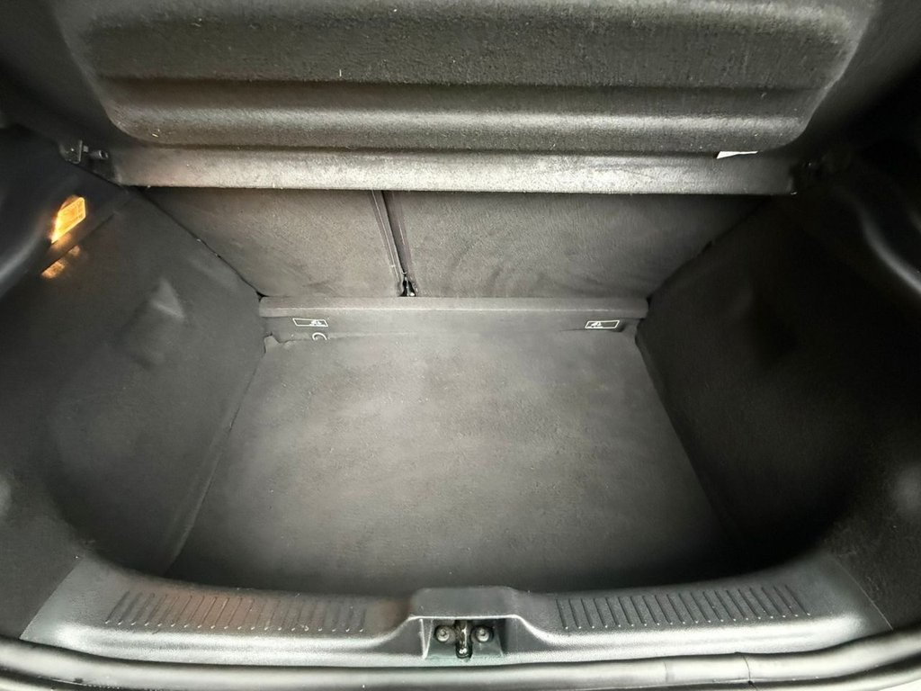 Used Renault Clio 2018 for sale - 76430327: Photo 8