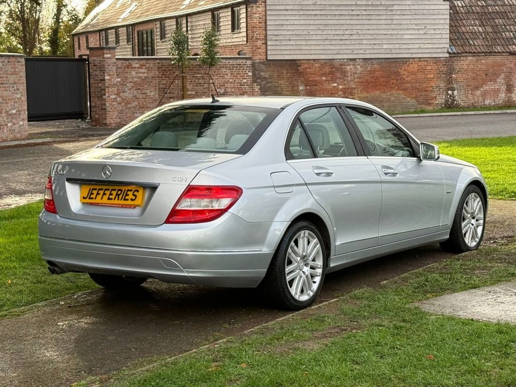 Used Mercedes-Benz C Class 2010 for sale - 76313003: Photo 10