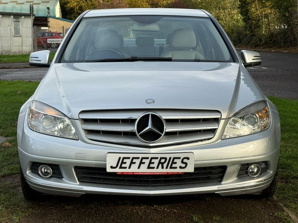 Used Mercedes-Benz C Class 2010 for sale - 76313003: Photo 2