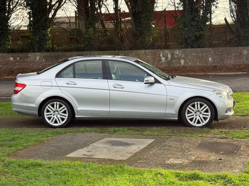 Used Mercedes-Benz C Class 2010 for sale - 76313003: Photo 5