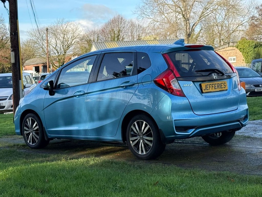 Used Honda Jazz 2018 for sale - 76883666: Photo 6