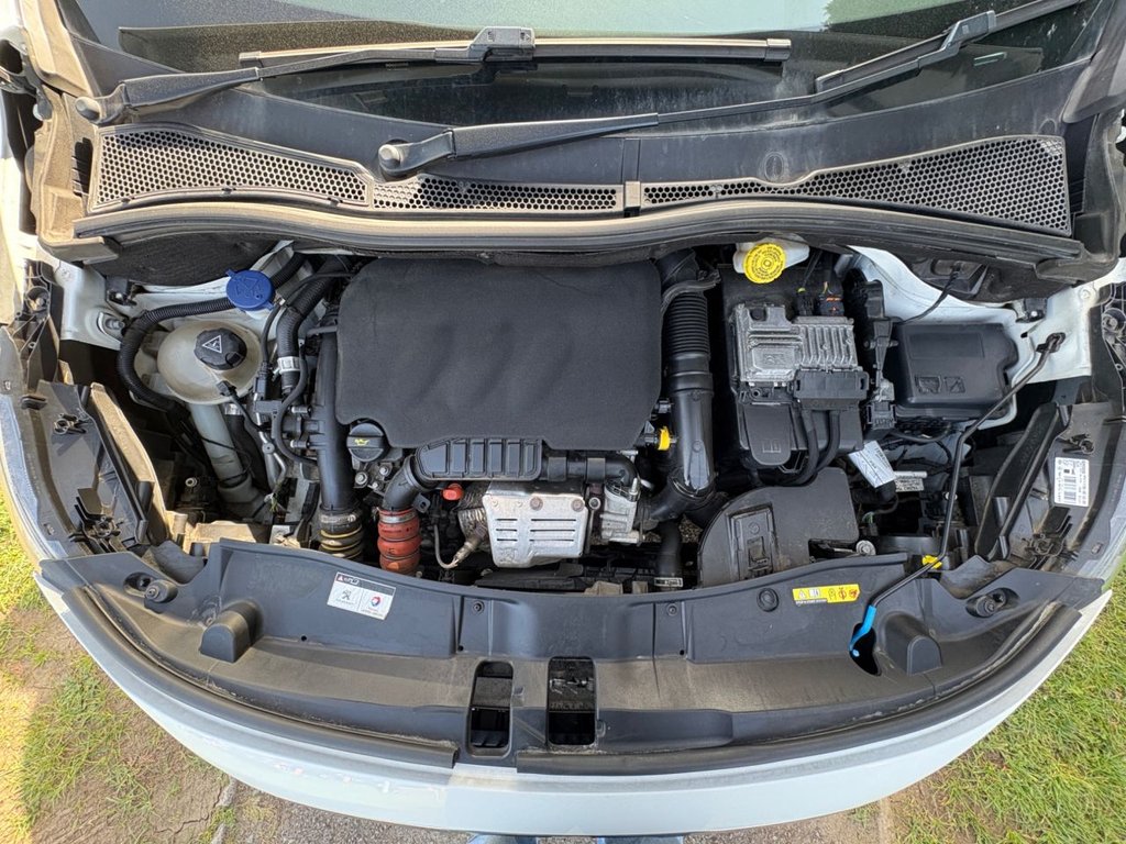 Used Peugeot 2008 2016 for sale - 78153722: Photo 9