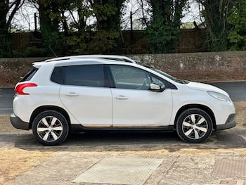 Used Peugeot 2008 2015 for sale - 79777562: Photo