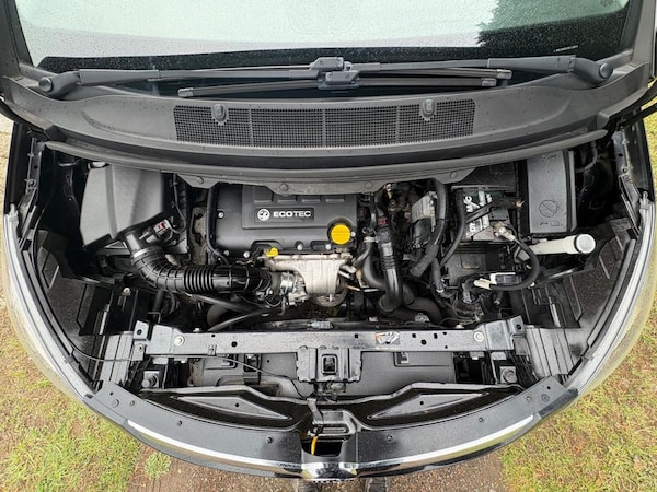Used Vauxhall Zafira 2016 for sale - 76303599: Photo 10