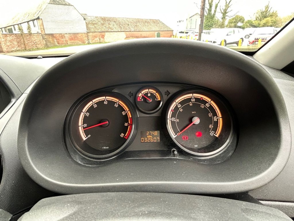 Used Vauxhall Corsa 2014 for sale - 77719759: Photo 14