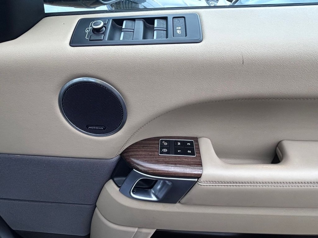 Used Land Rover Range Rover Sport 2014 for sale - 77263497: Photo 23