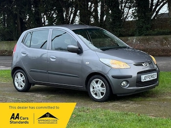 Used Hyundai i10 2011 for sale - 77356778: Photo