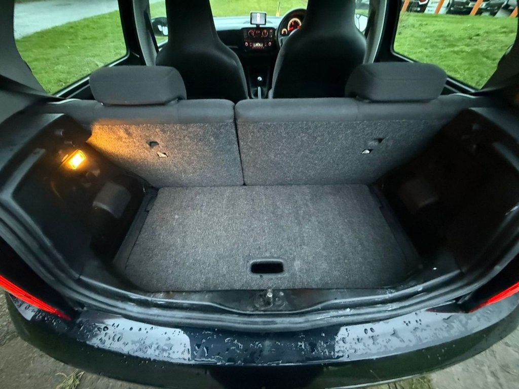 Used Volkswagen up! 2016 for sale - 76558543: Photo 8