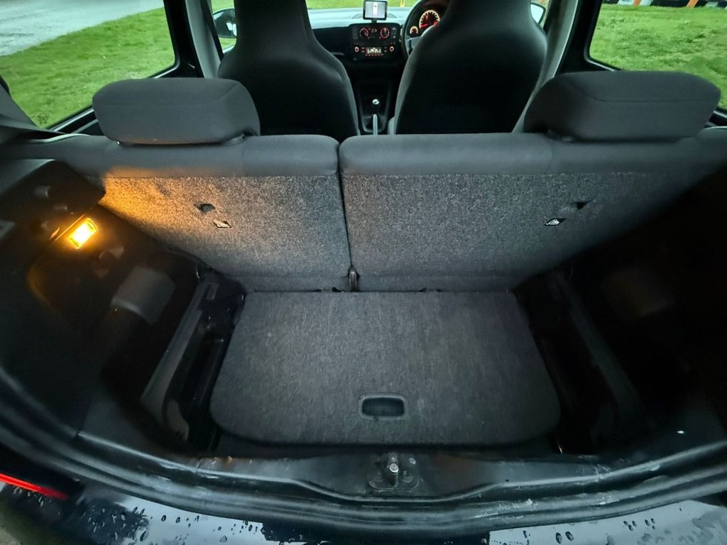 Used Volkswagen up! 2016 for sale - 76558543: Photo 9