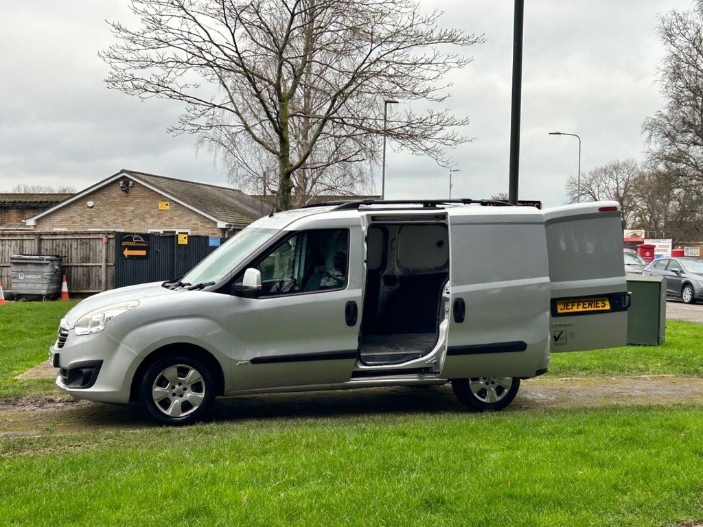Used Vauxhall Combo 2014 for sale - 77369747: Photo 10