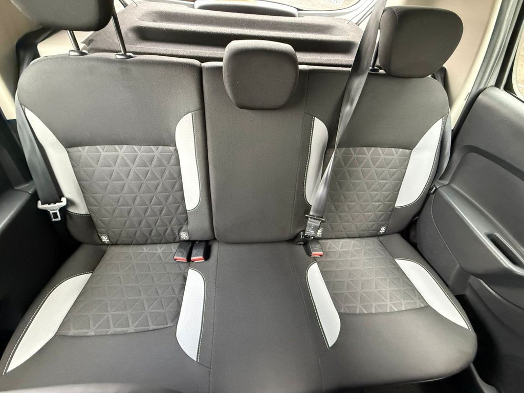 Used Dacia Sandero Stepway 2015 for sale - 76559197: Photo 18