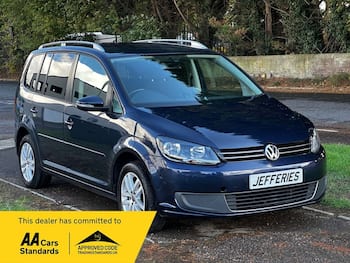 Used Volkswagen Touran 2015 for sale - 79738572: Photo