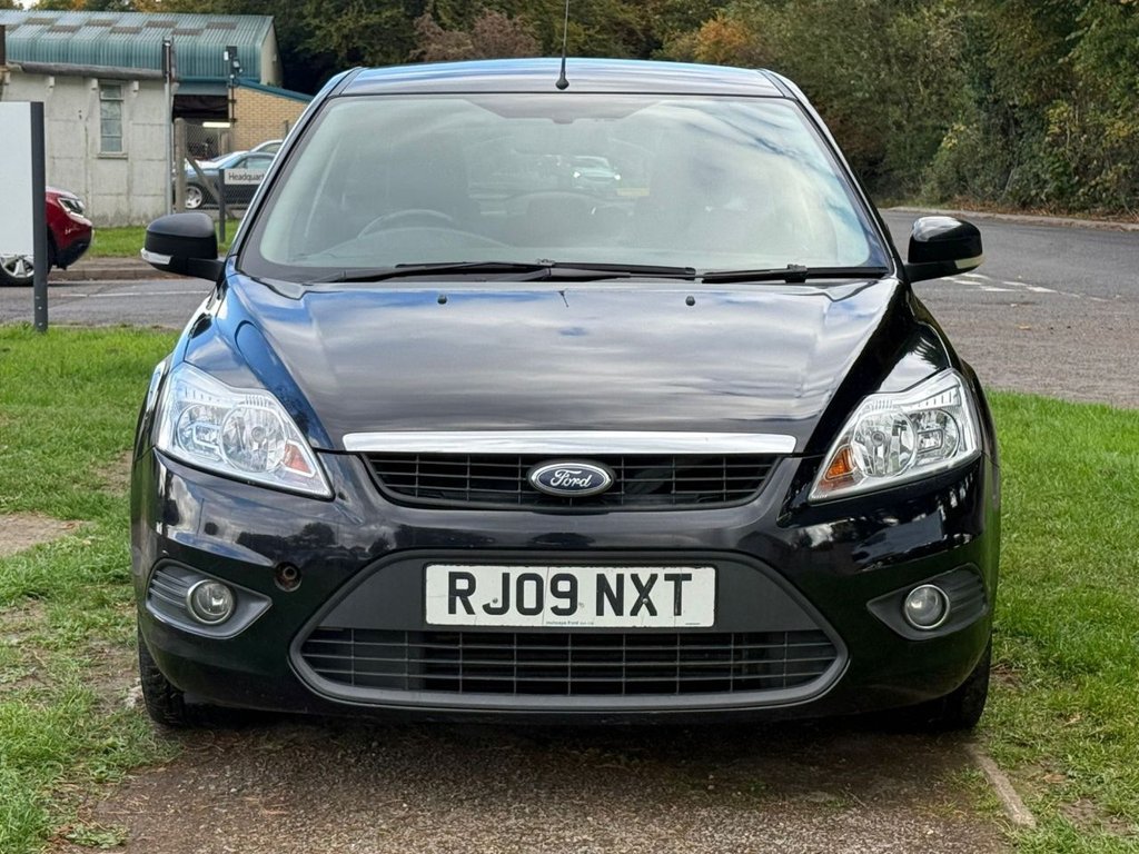 Used Ford Focus 2009 for sale - 76223163: Photo 2