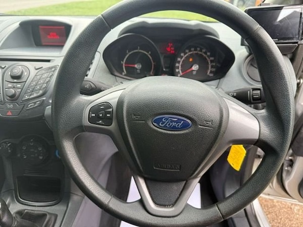 Used Ford Fiesta Van 2011 for sale - 73655367: Photo 13