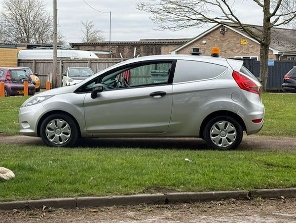 Used Ford Fiesta Van 2011 for sale - 73655367: Photo 5