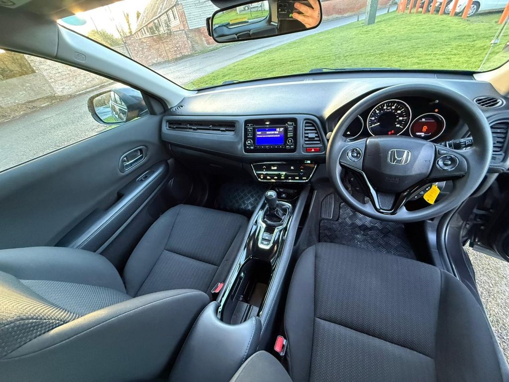 Used Honda HR-V 2017 for sale - 77072407: Photo 16