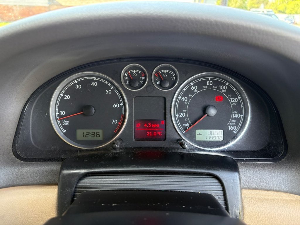 Used Volkswagen Passat 2004 for sale - 78166863: Photo 11