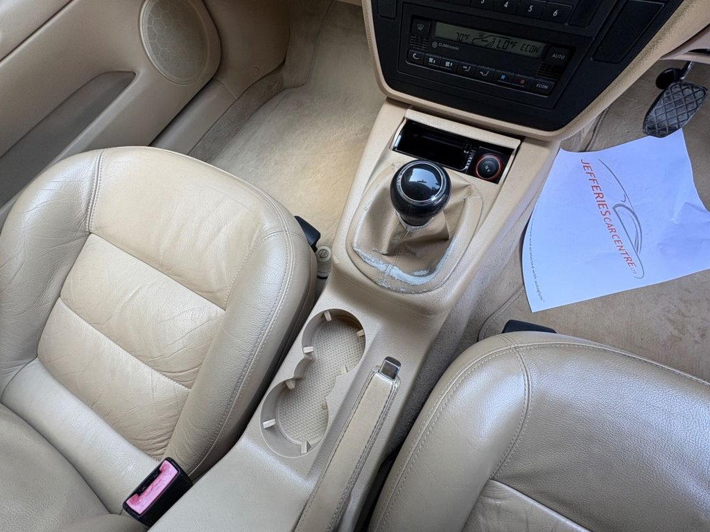 Used Volkswagen Passat 2004 for sale - 78166863: Photo 14