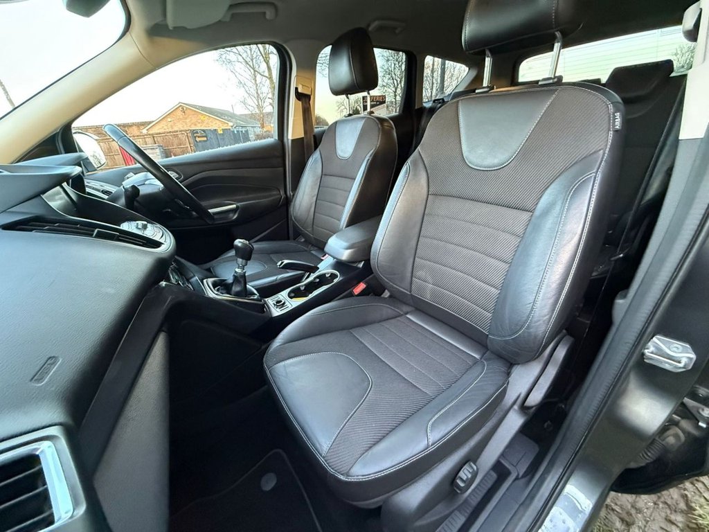 Used Ford Kuga 2016 for sale - 77236299: Photo 17