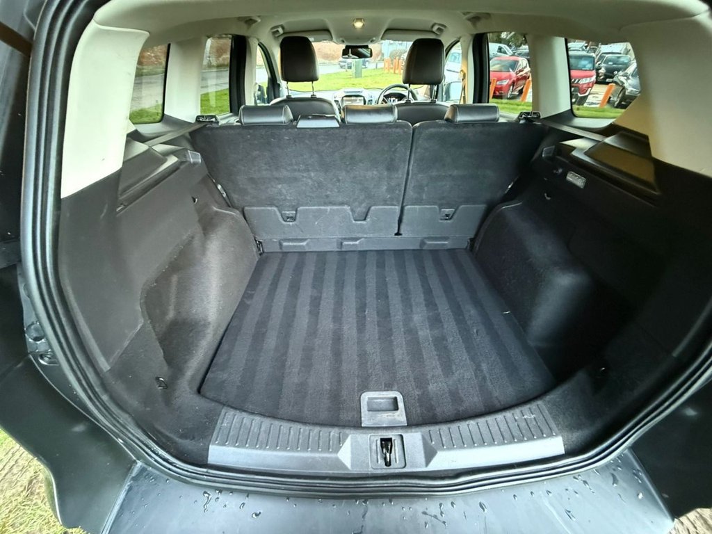 Used Ford Kuga 2016 for sale - 77236299: Photo 8