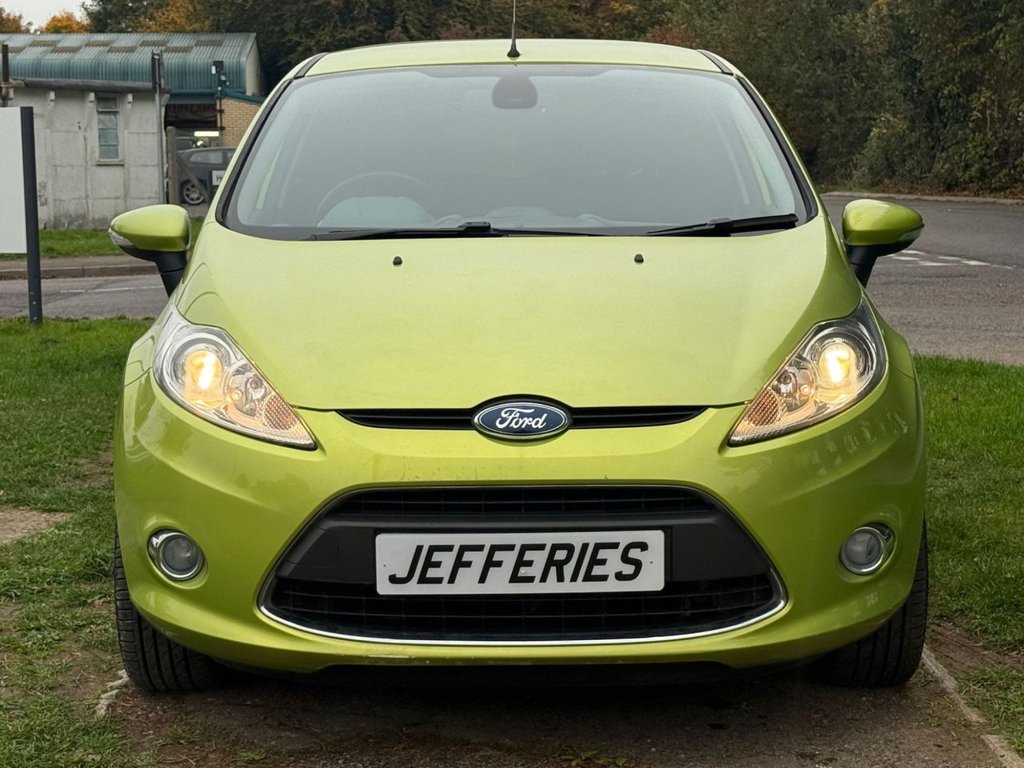 Used Ford Fiesta 2010 for sale - 76223728: Photo 2