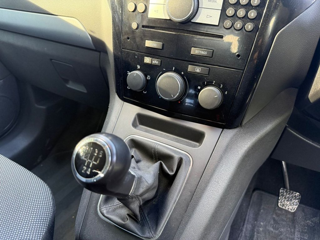 Used Vauxhall Zafira 2013 for sale - 76570301: Photo 15