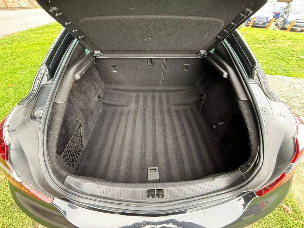 Used Vauxhall Insignia 2014 for sale - 76291592: Photo 8