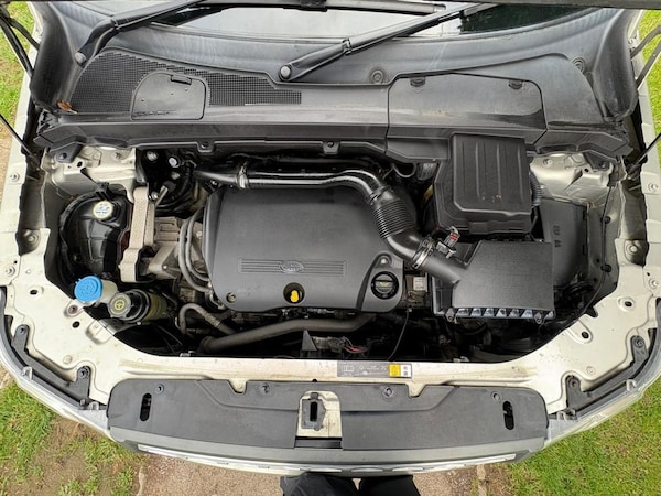 Used Land Rover Freelander 2 2011 for sale - 76210053: Photo 10