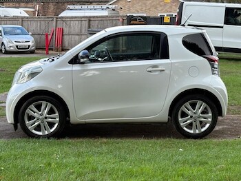 Used Toyota IQ 2010 for sale - 76068641: Photo