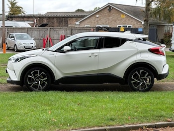 Used Toyota C-HR 2019 for sale - 75998143: Photo