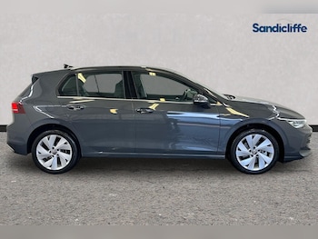 Used Volkswagen Golf 2025 for sale - 77502437: Photo