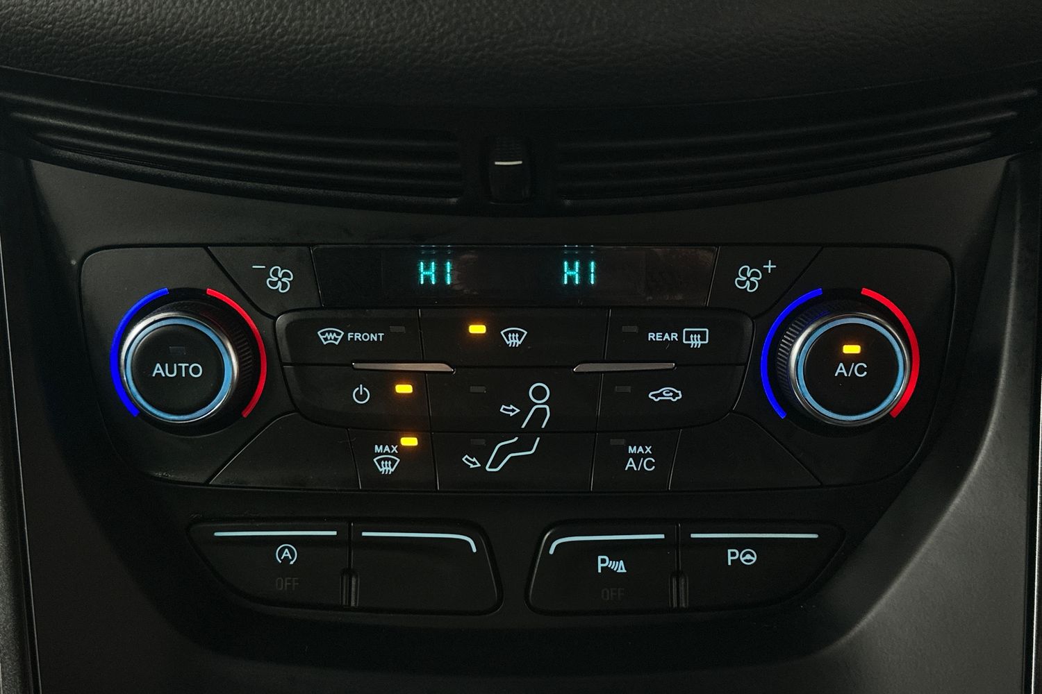 Used Ford Kuga 2017 for sale - 76725541: Photo 24