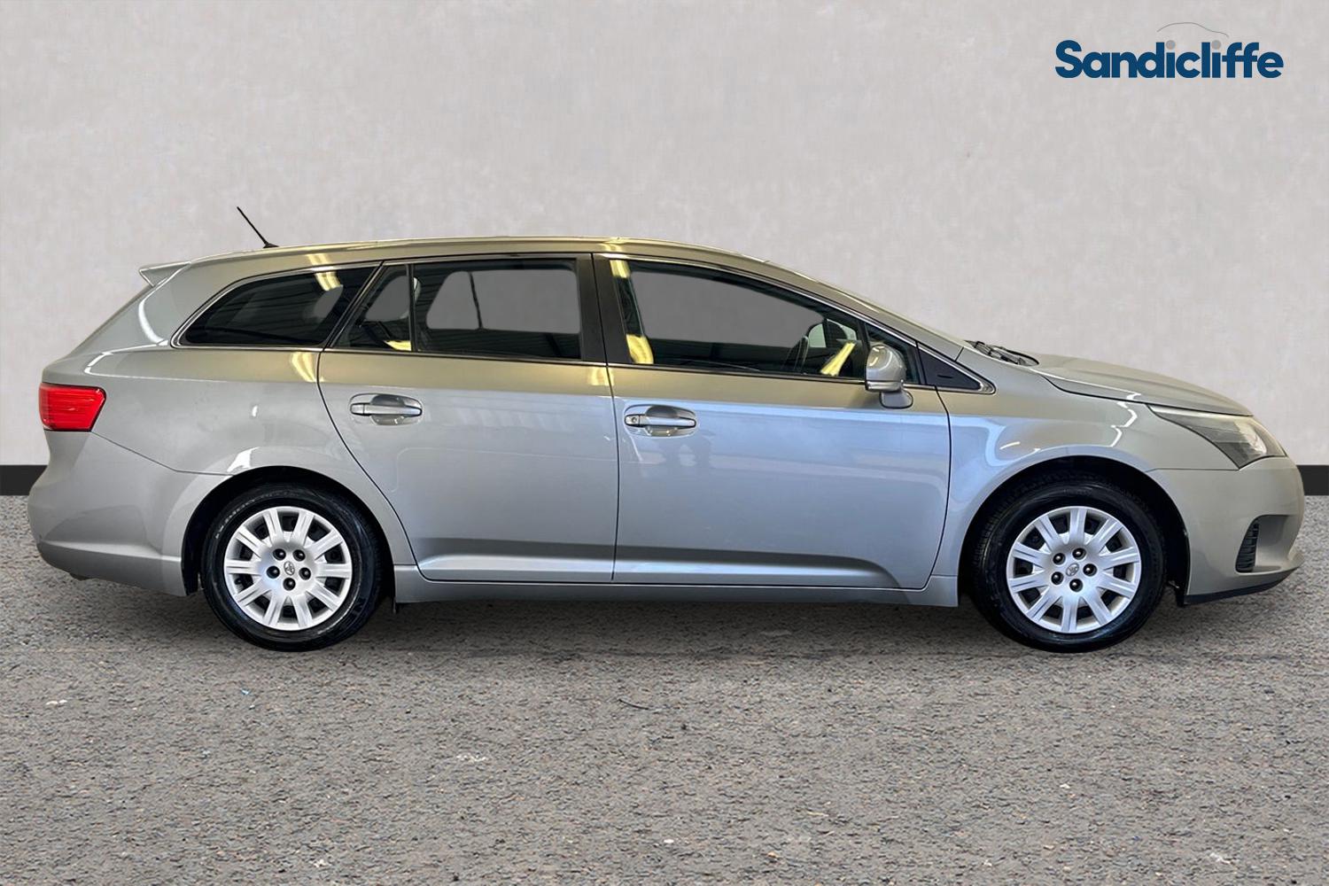 Used Toyota Avensis 2013 for sale - 78107938: Photo 3