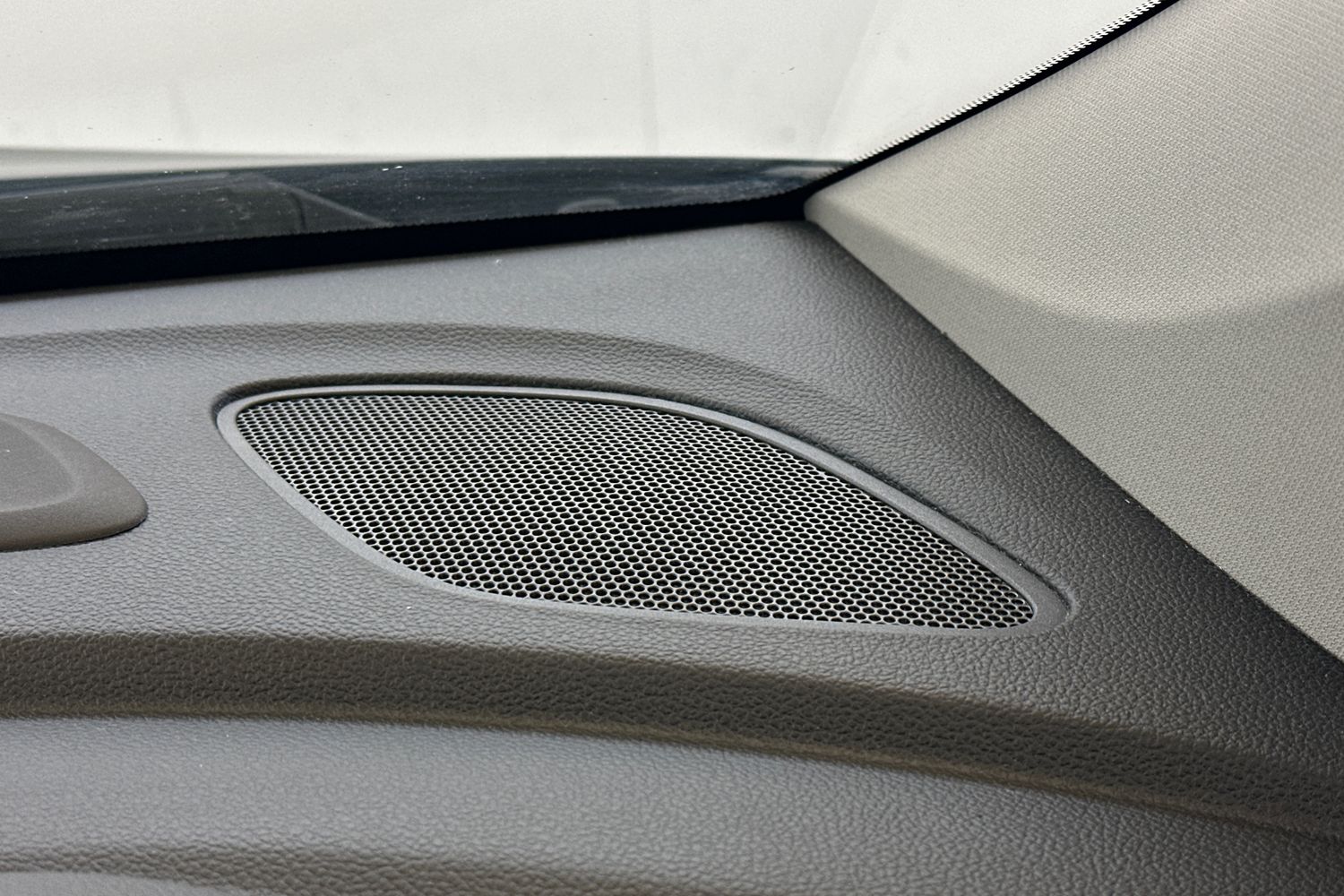 Used Vauxhall Astra 2017 for sale - 77584360: Photo 41