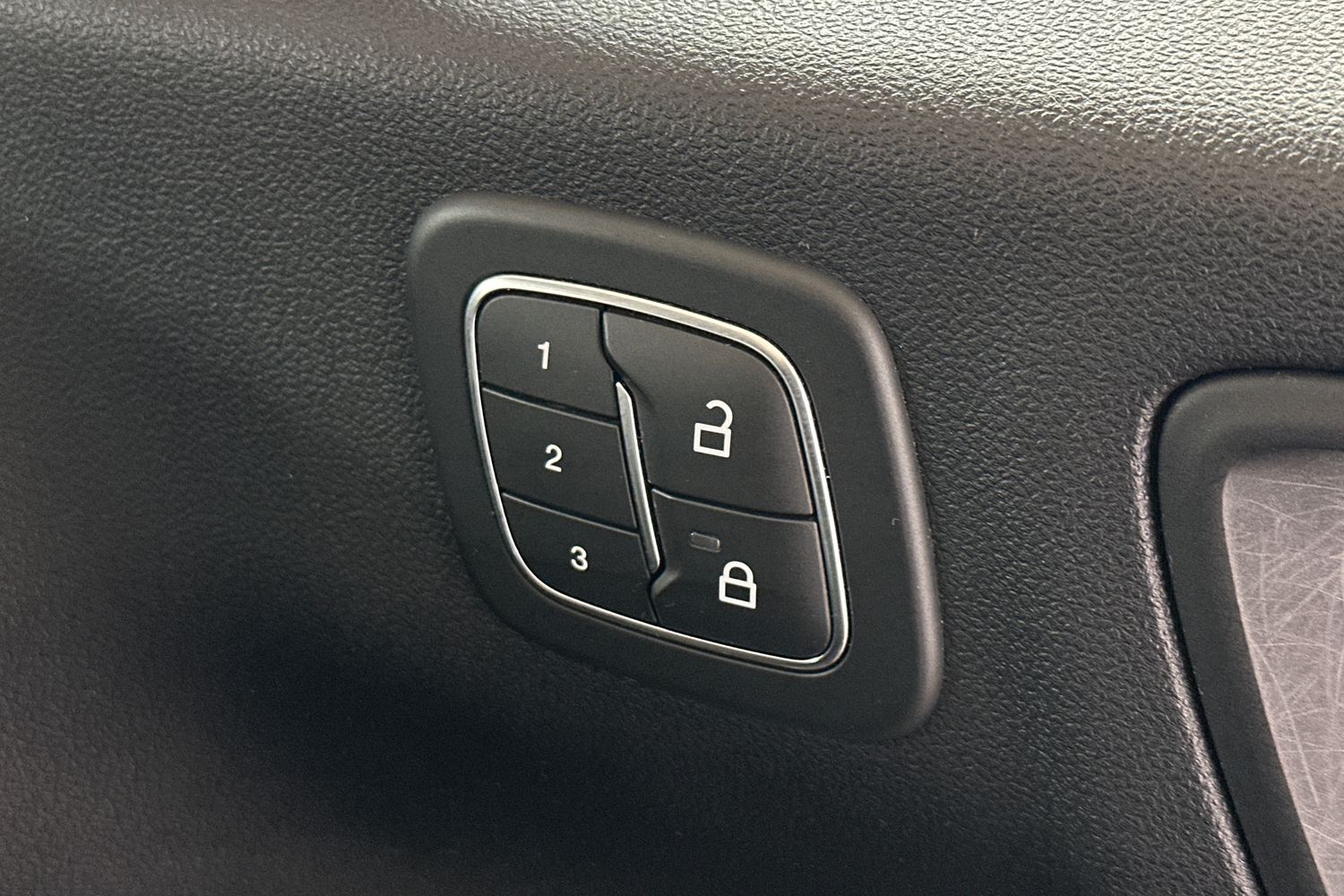 Used Ford Kuga 2021 for sale - 76107480: Photo 25