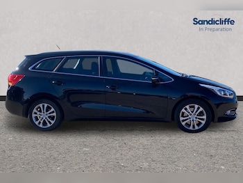 Used Kia Ceed 2015 for sale - 78459995: Photo