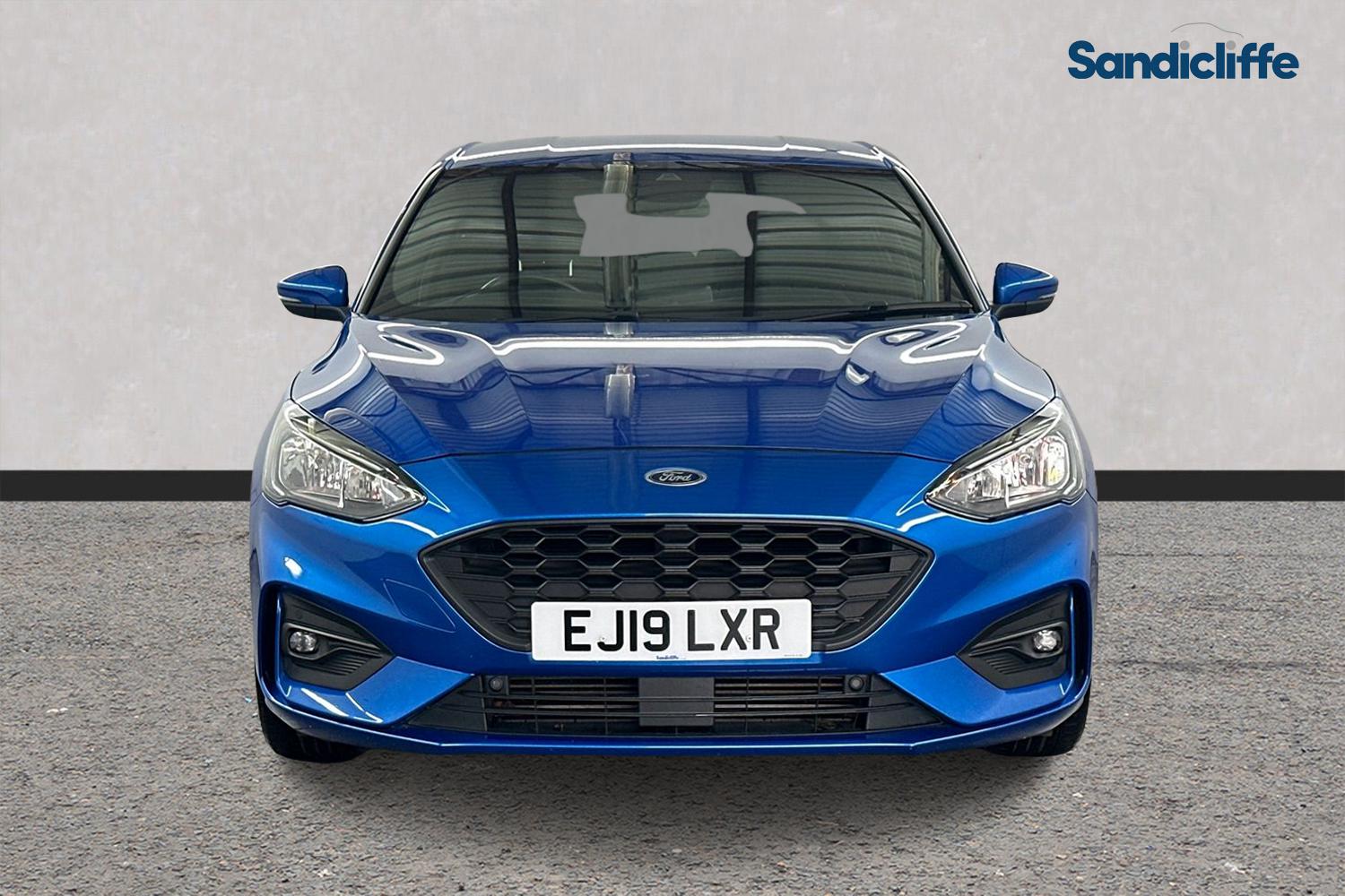 Used Ford Focus 2019 for sale - 76618401: Photo 2