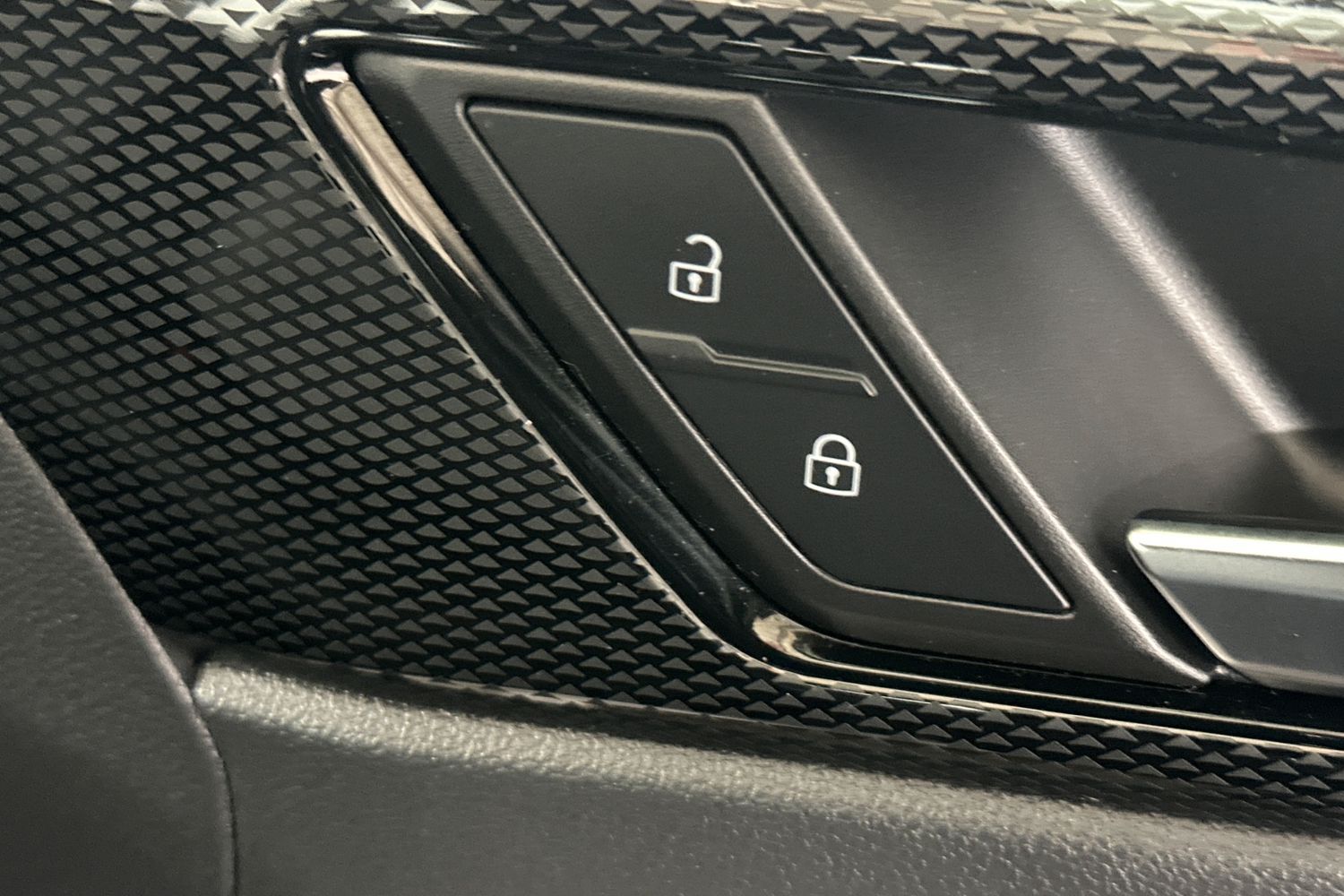 Used Volkswagen Polo 2024 for sale - 75957828: Photo 21