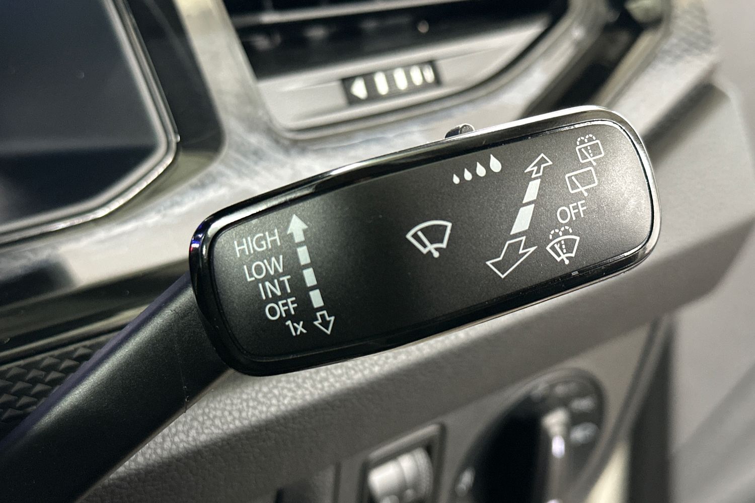 Used Volkswagen Polo 2024 for sale - 75957828: Photo 25